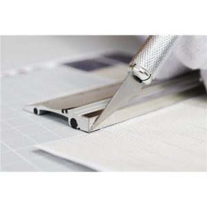 Règle alu avec bord en acier renforcé